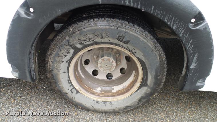 image for item DA6759 2006 Ford E450 school bus