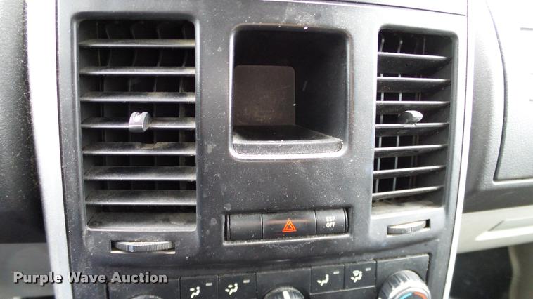 image for item DA6760 2010 Dodge Grand Caravan van