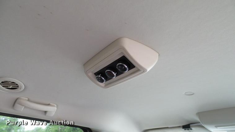 image for item DA6760 2010 Dodge Grand Caravan van