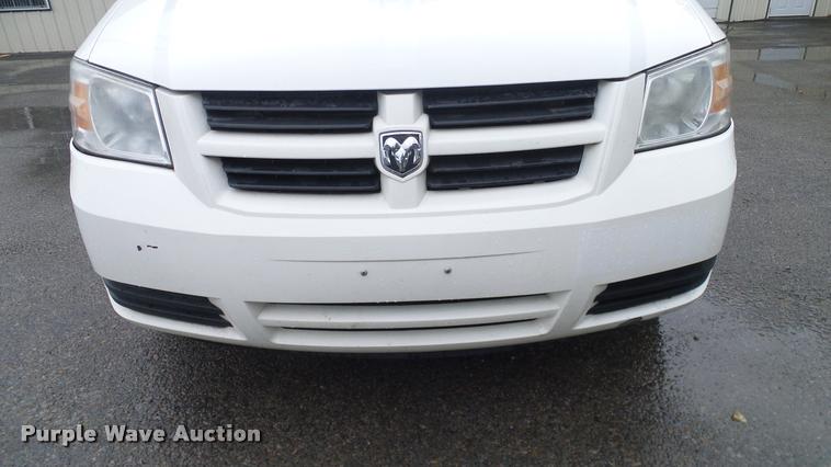 image for item DA6760 2010 Dodge Grand Caravan van