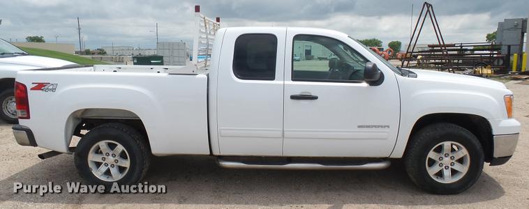 image for item DA7826 2011 GMC Sierra K1500 Ext. Cab pickup truck