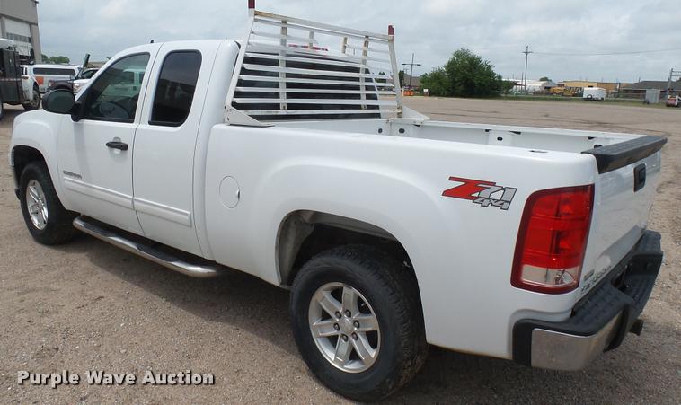 image for item DA7826 2011 GMC Sierra K1500 Ext. Cab pickup truck