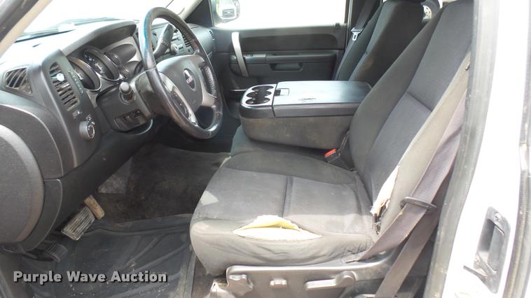 image for item DA7826 2011 GMC Sierra K1500 Ext. Cab pickup truck