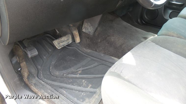 image for item DA7826 2011 GMC Sierra K1500 Ext. Cab pickup truck