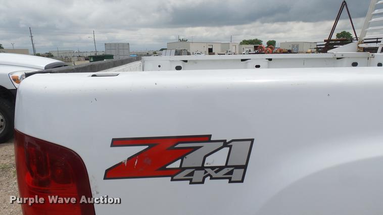 image for item DA7826 2011 GMC Sierra K1500 Ext. Cab pickup truck