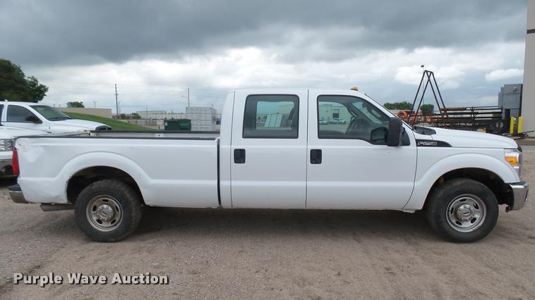 image for item DA7827 2012 Ford F250 Super Duty Crew Cab pickup truck