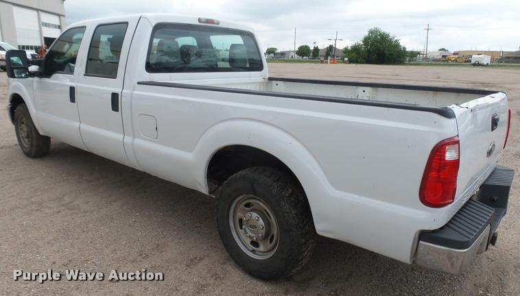 image for item DA7827 2012 Ford F250 Super Duty Crew Cab pickup truck
