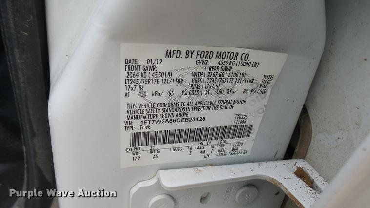 image for item DA7827 2012 Ford F250 Super Duty Crew Cab pickup truck