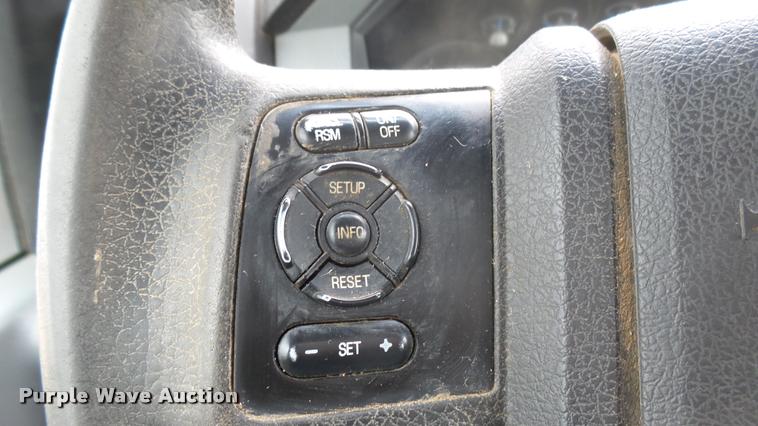 image for item DA7827 2012 Ford F250 Super Duty Crew Cab pickup truck