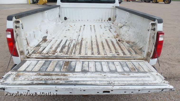 image for item DA7827 2012 Ford F250 Super Duty Crew Cab pickup truck