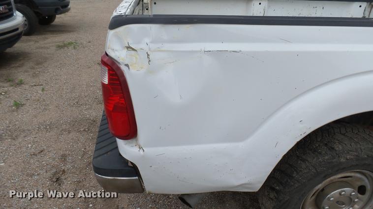 image for item DA7827 2012 Ford F250 Super Duty Crew Cab pickup truck