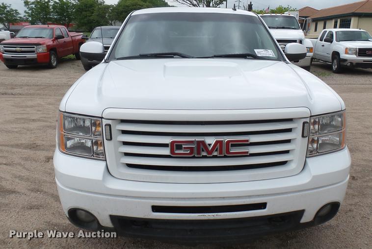 image for item DA7829 2012 GMC Sierra 1500 Ext. Cab pickup truck