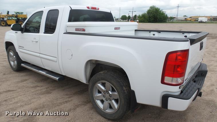 image for item DA7829 2012 GMC Sierra 1500 Ext. Cab pickup truck