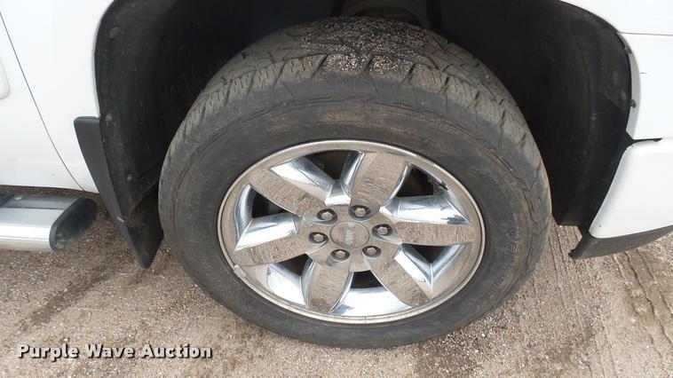 image for item DA7829 2012 GMC Sierra 1500 Ext. Cab pickup truck