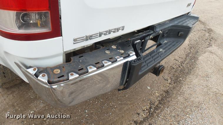 image for item DA7831 2008 GMC Sierra 2500HD Ext. Cab pickup truck
