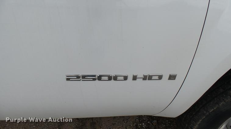 image for item DA7831 2008 GMC Sierra 2500HD Ext. Cab pickup truck