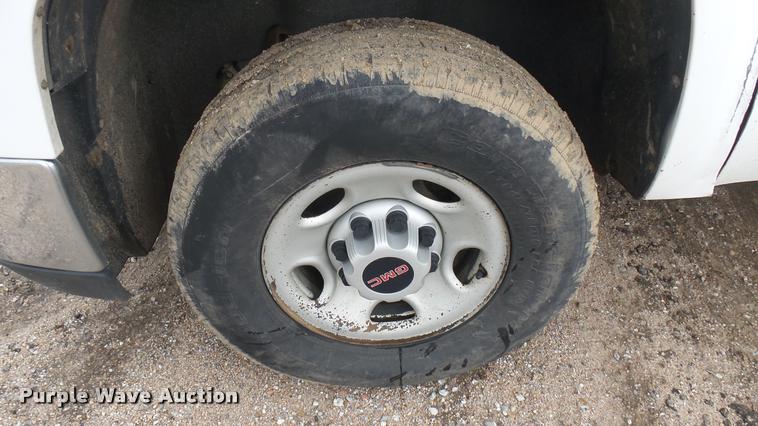 image for item DA7831 2008 GMC Sierra 2500HD Ext. Cab pickup truck