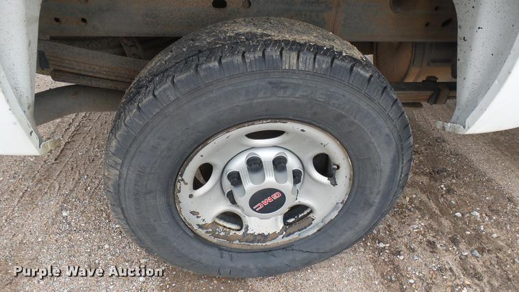 image for item DA7831 2008 GMC Sierra 2500HD Ext. Cab pickup truck