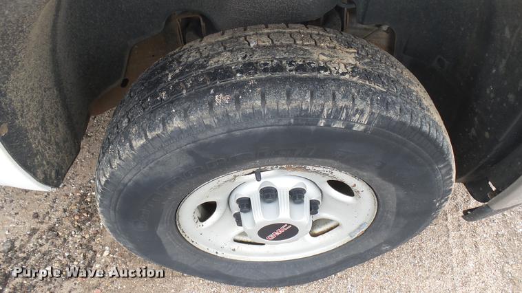 image for item DA7831 2008 GMC Sierra 2500HD Ext. Cab pickup truck