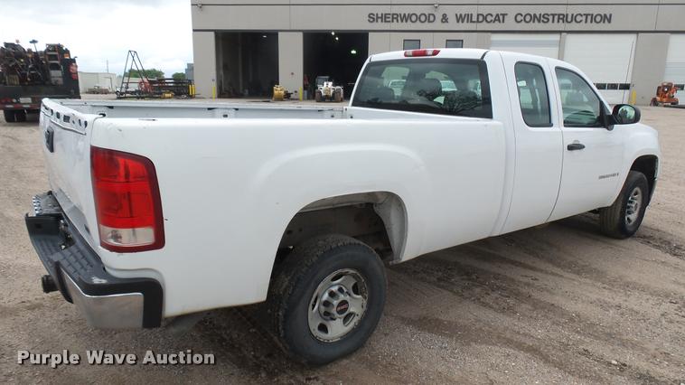 image for item DA7831 2008 GMC Sierra 2500HD Ext. Cab pickup truck