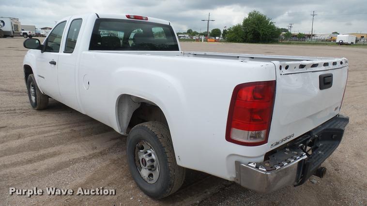 image for item DA7831 2008 GMC Sierra 2500HD Ext. Cab pickup truck