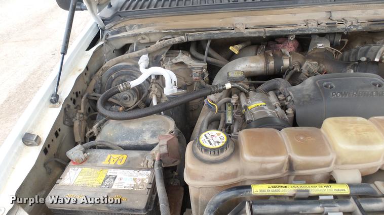 image for item DA7833 2001 Ford F350 Super Duty flatbed pickup truck