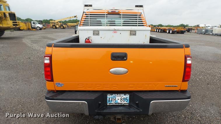 image for item DA7835 2012 Ford F250 Super Duty SuperCab pickup truck