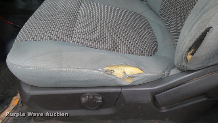 image for item DA7835 2012 Ford F250 Super Duty SuperCab pickup truck