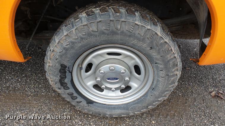 image for item DA7835 2012 Ford F250 Super Duty SuperCab pickup truck