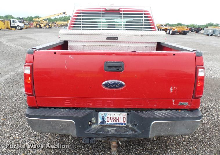 image for item DA7836 2011 Ford F250 Super Duty SuperCab pickup truck