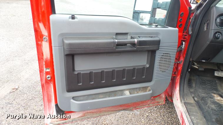 image for item DA7836 2011 Ford F250 Super Duty SuperCab pickup truck