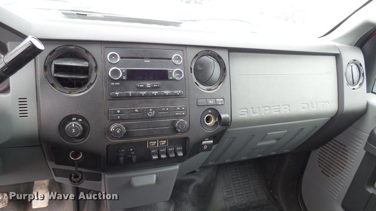 image for item DA7836 2011 Ford F250 Super Duty SuperCab pickup truck