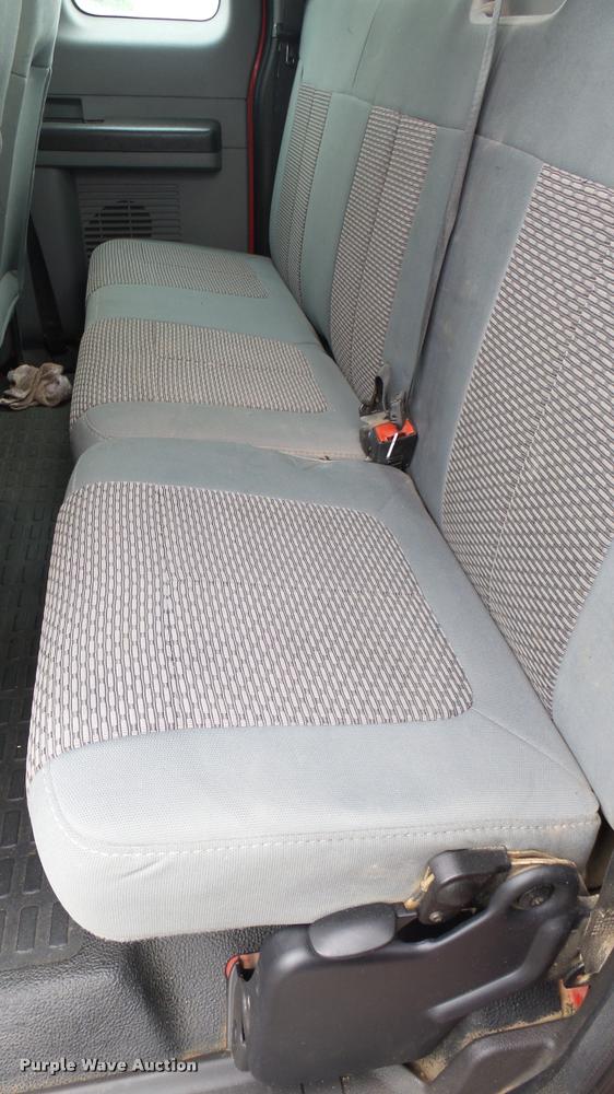 image for item DA7836 2011 Ford F250 Super Duty SuperCab pickup truck