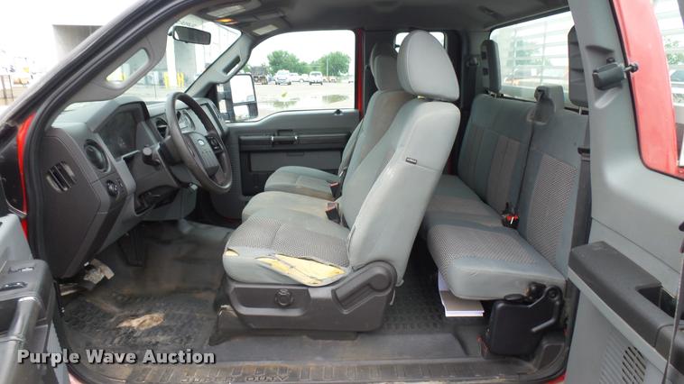 image for item DA7836 2011 Ford F250 Super Duty SuperCab pickup truck