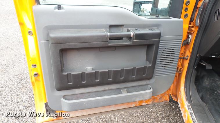 image for item DA7837 2013 Ford F250 Super Duty SuperCab pickup truck