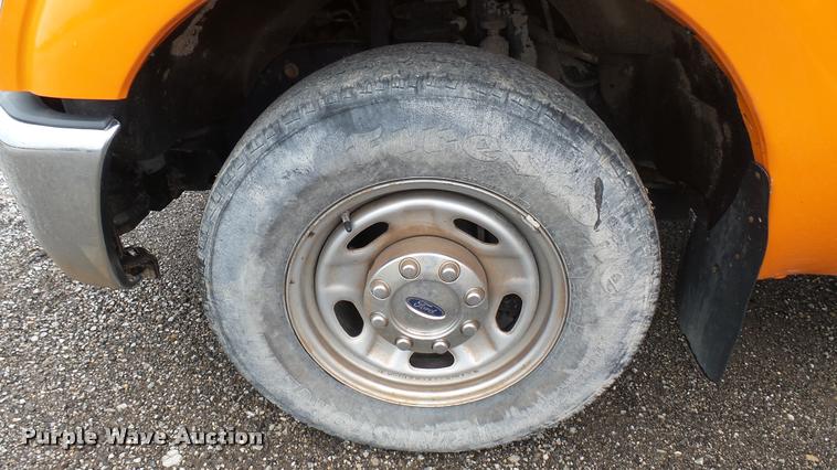 image for item DA7837 2013 Ford F250 Super Duty SuperCab pickup truck