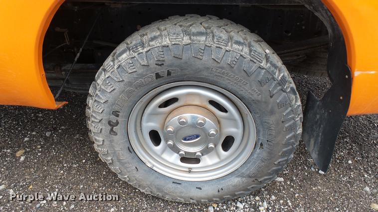 image for item DA7837 2013 Ford F250 Super Duty SuperCab pickup truck