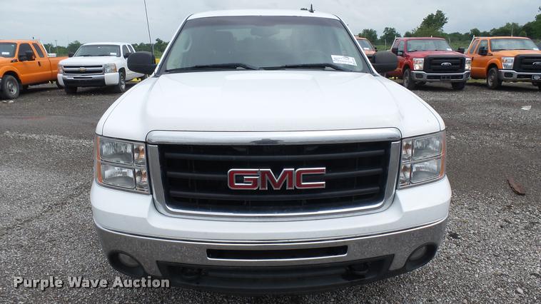 image for item DA7838 2011 GMC Sierra 1500 Crew Cab pickup truck