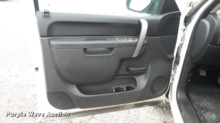 image for item DA7838 2011 GMC Sierra 1500 Crew Cab pickup truck