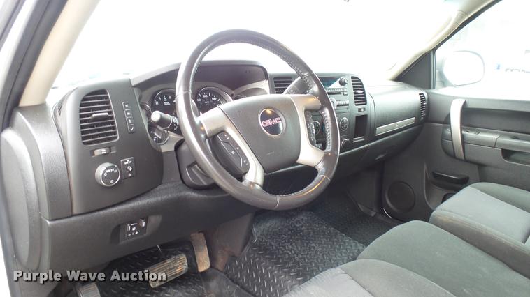 image for item DA7838 2011 GMC Sierra 1500 Crew Cab pickup truck