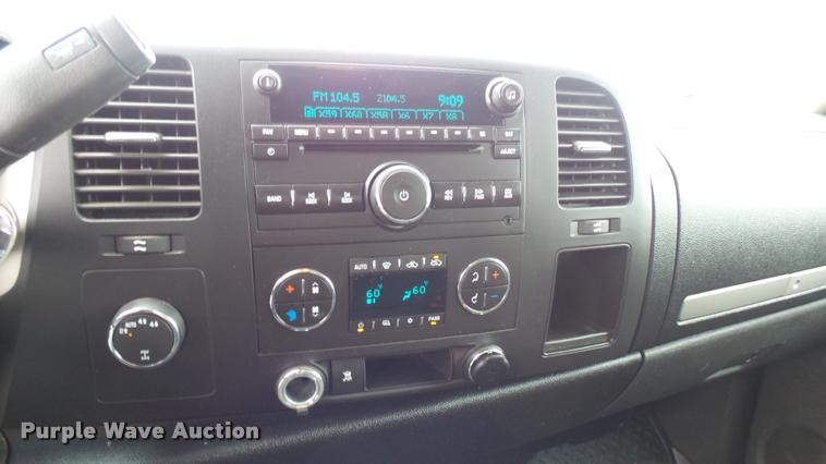 image for item DA7838 2011 GMC Sierra 1500 Crew Cab pickup truck