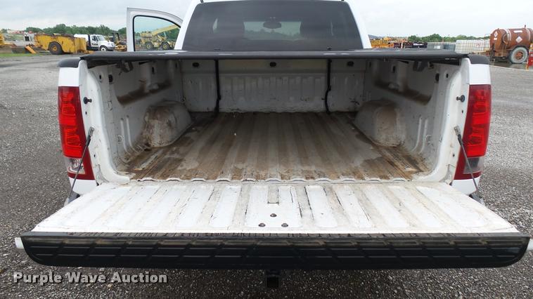 image for item DA7838 2011 GMC Sierra 1500 Crew Cab pickup truck