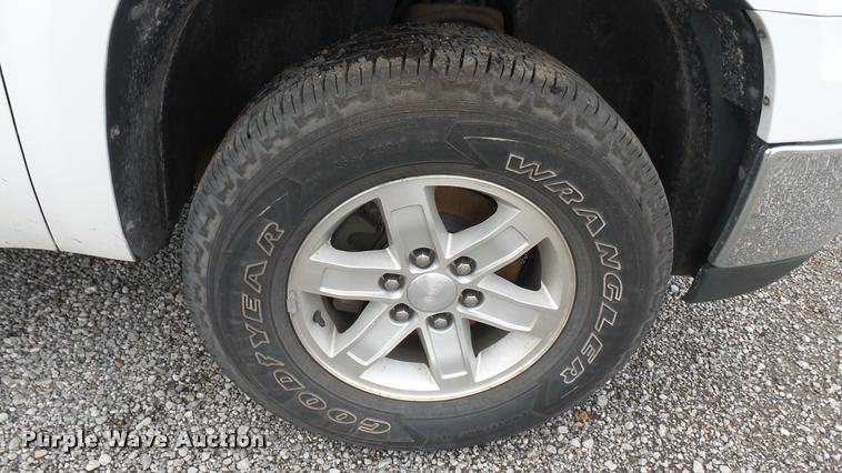 image for item DA7838 2011 GMC Sierra 1500 Crew Cab pickup truck