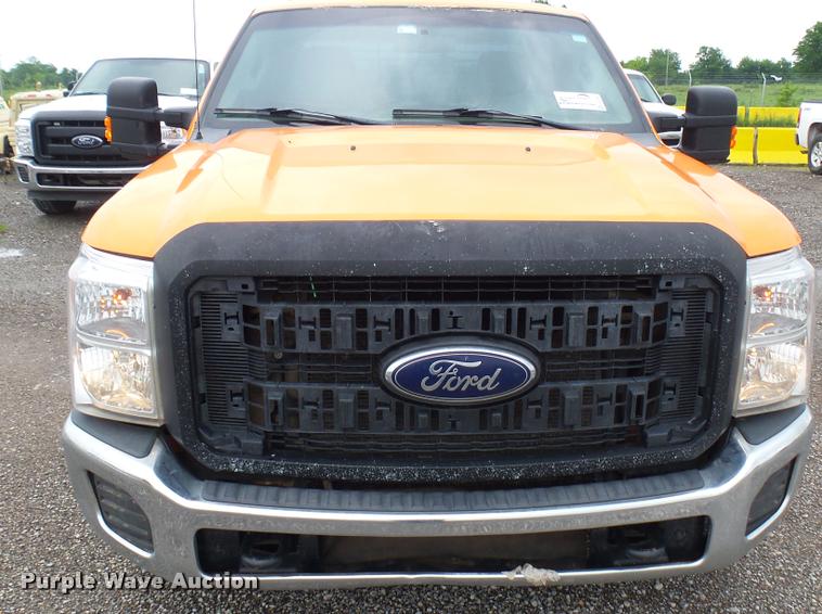 image for item DA7840 2014 Ford F250 Super Duty SuperCab pickup truck