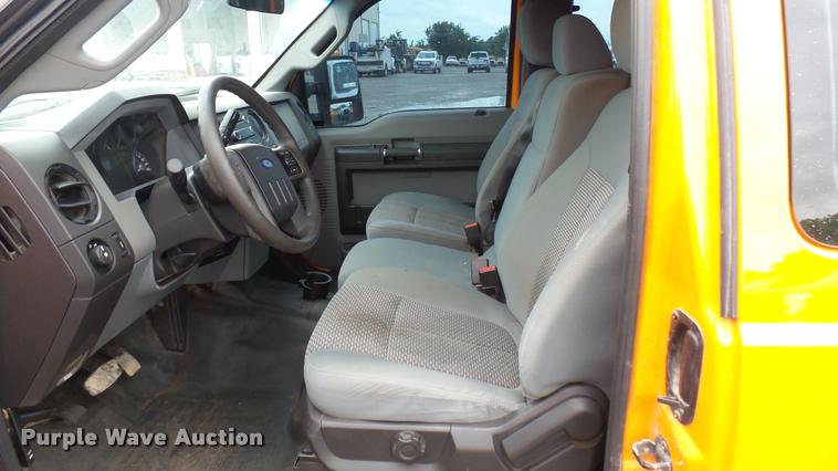 image for item DA7840 2014 Ford F250 Super Duty SuperCab pickup truck