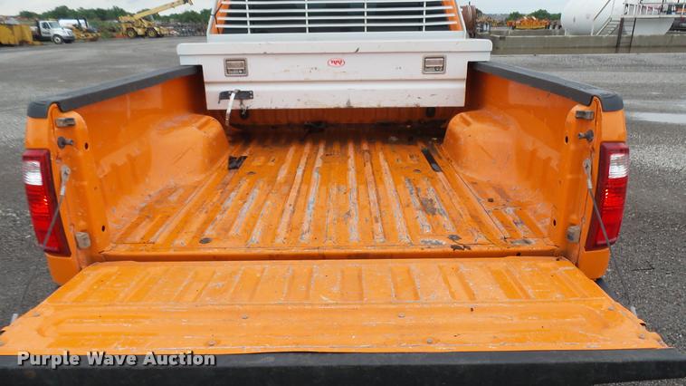 image for item DA7840 2014 Ford F250 Super Duty SuperCab pickup truck