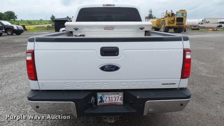 image for item DA7841 2014 Ford F250 Super Duty Crew Cab pickup truck