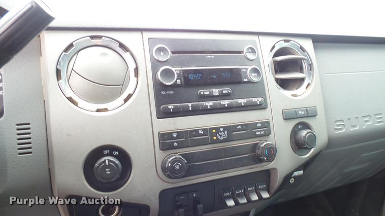 image for item DA7841 2014 Ford F250 Super Duty Crew Cab pickup truck