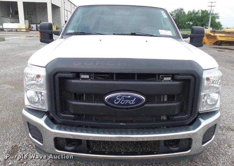 image for item DA7841 2014 Ford F250 Super Duty Crew Cab pickup truck
