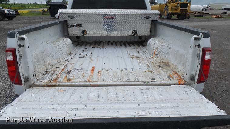 image for item DA7841 2014 Ford F250 Super Duty Crew Cab pickup truck